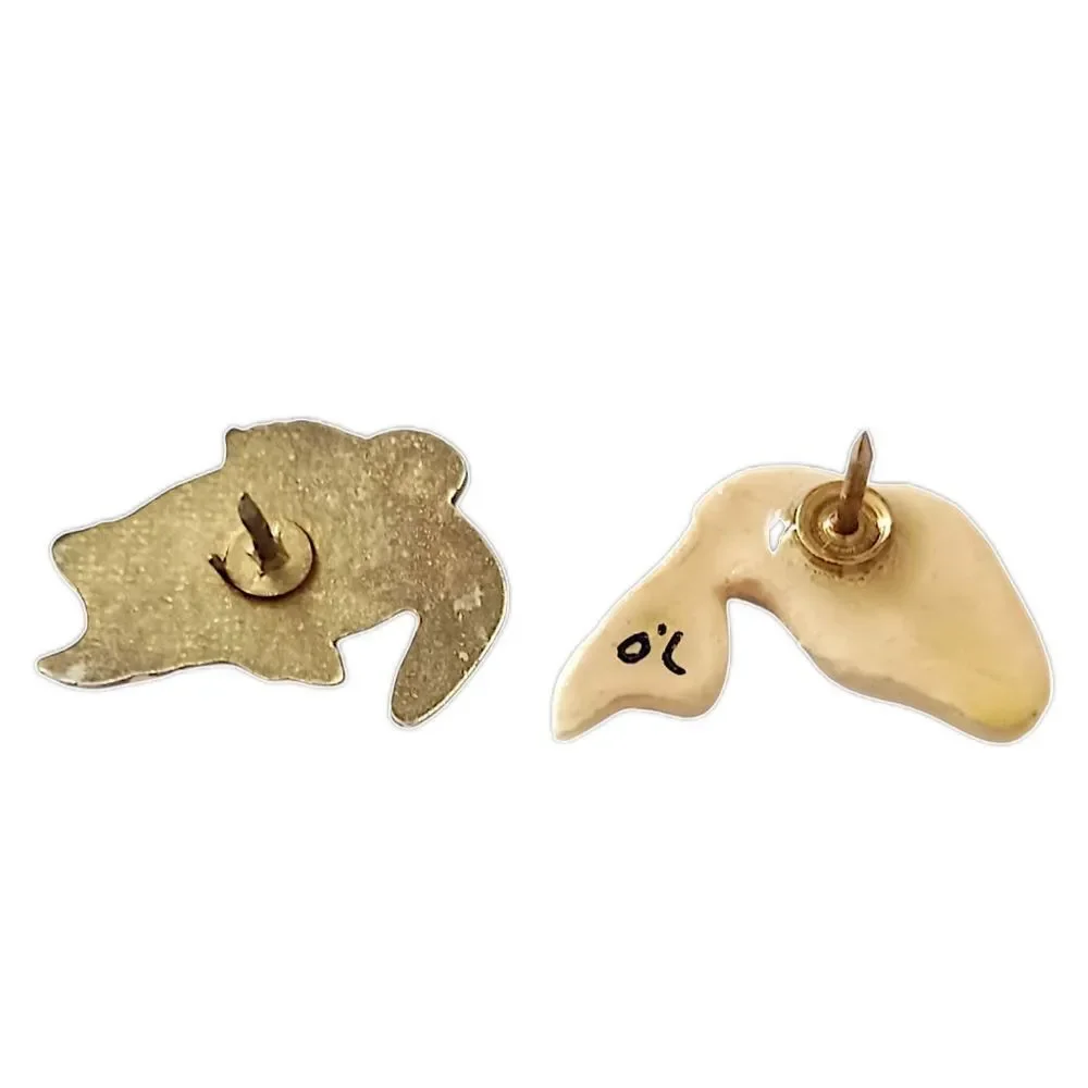 2 Vintage Fishing Hat Pins‎ Lapel Tie Tacks Large Mouth Bass Bassmaster Fishing.